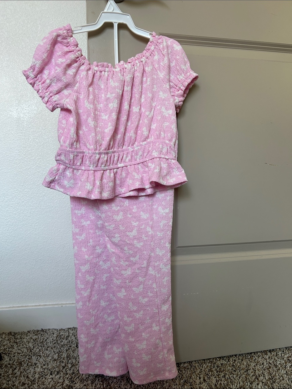 Amy Byer Pink Butterfly Off-Shoulder 2 Piece Set.